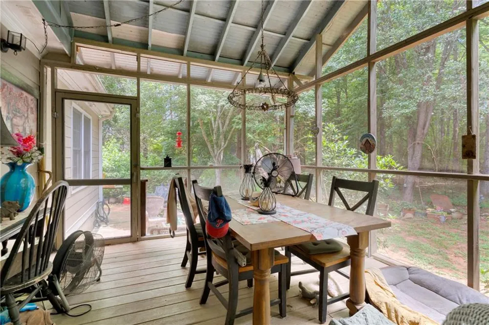 905 Daisy Lane Athens, GA 30605