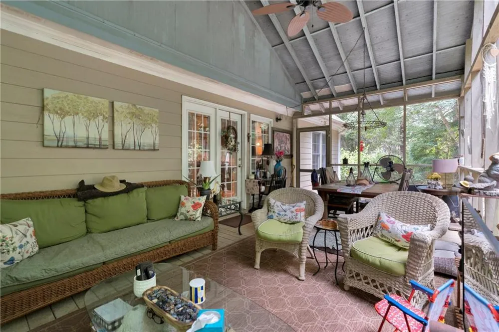 905 Daisy Lane Athens, GA 30605