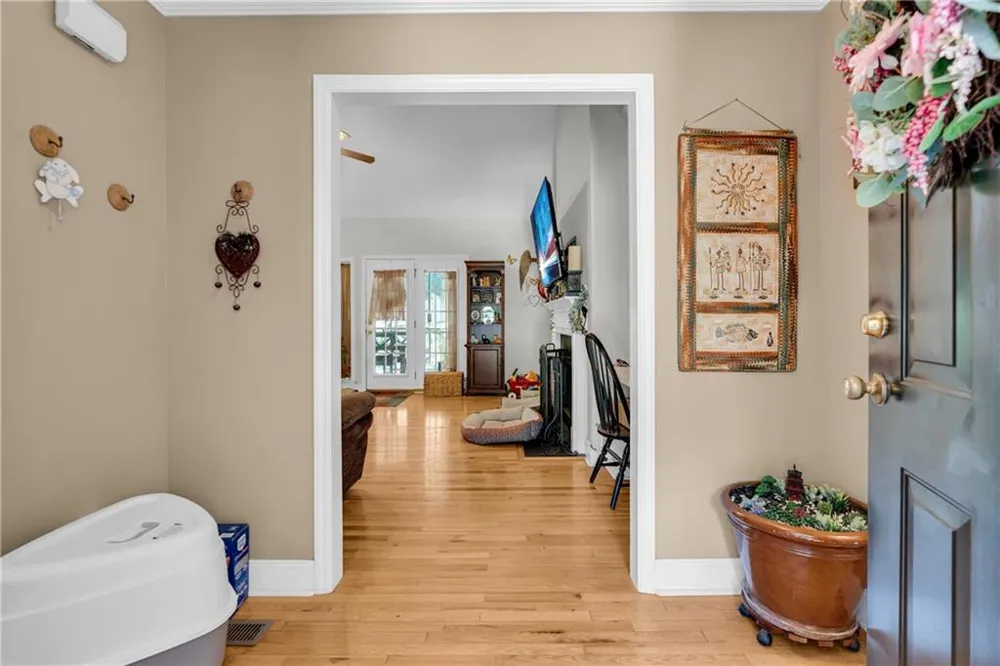 905 Daisy Lane Athens, GA 30605