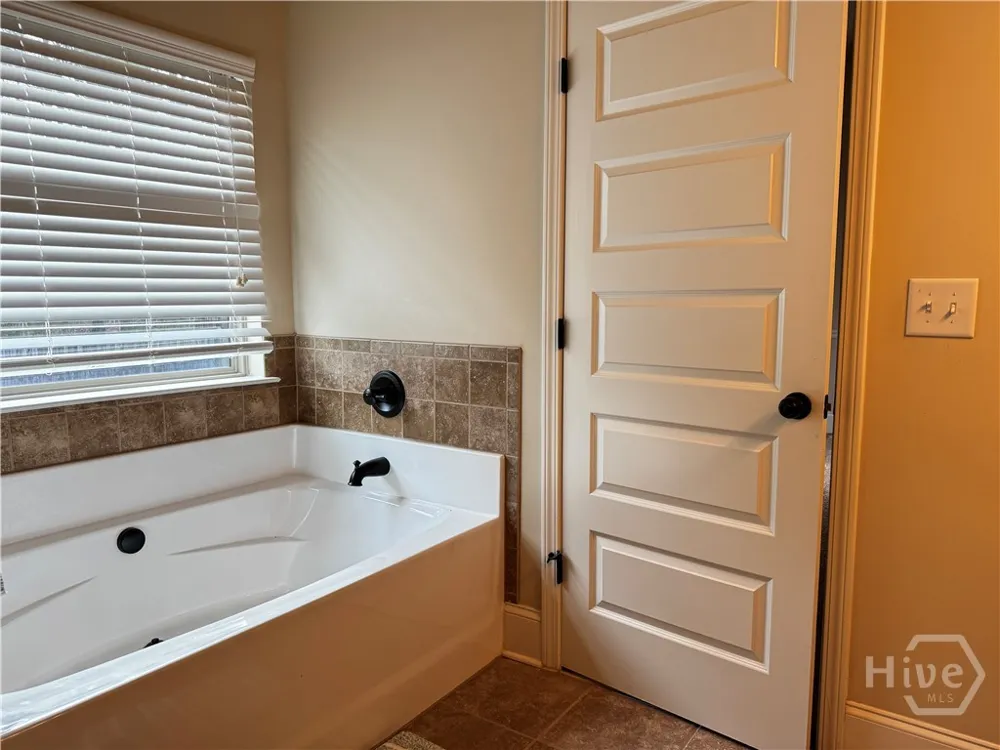 1938 Orchard Drive Watkinsville, GA 30677