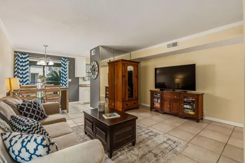 5300 E Waverly Drive #D5