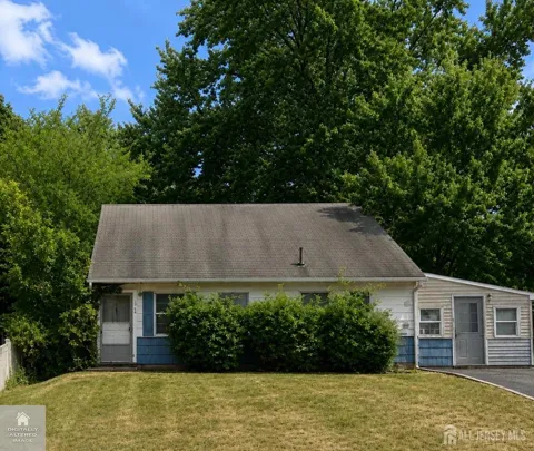 52 Pinetree Drive