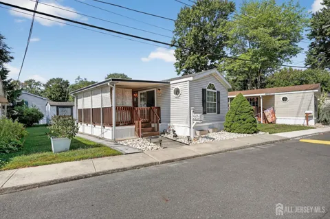 4 South Drive