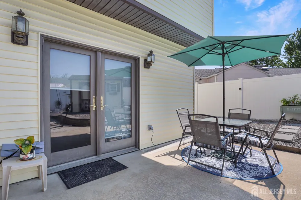 28 Colton Road Edison, NJ 08817
