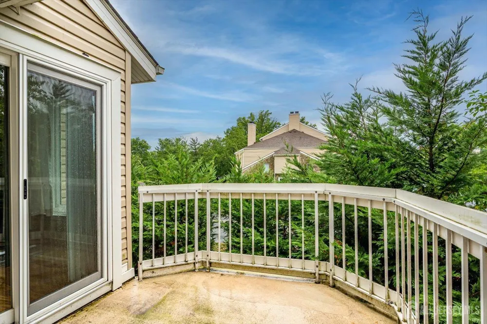 2 Farnham Square Sayreville, NJ 08859