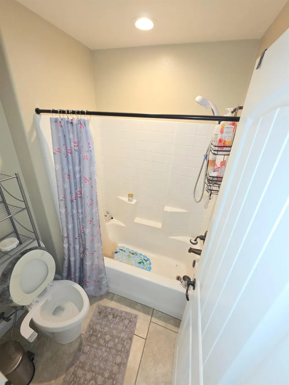 6326 W Donner Avenue Fresno, CA 93723