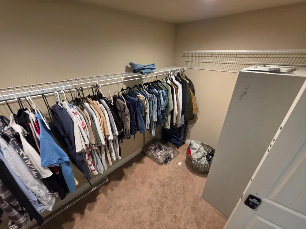 6326 W Donner Avenue Fresno, CA 93723