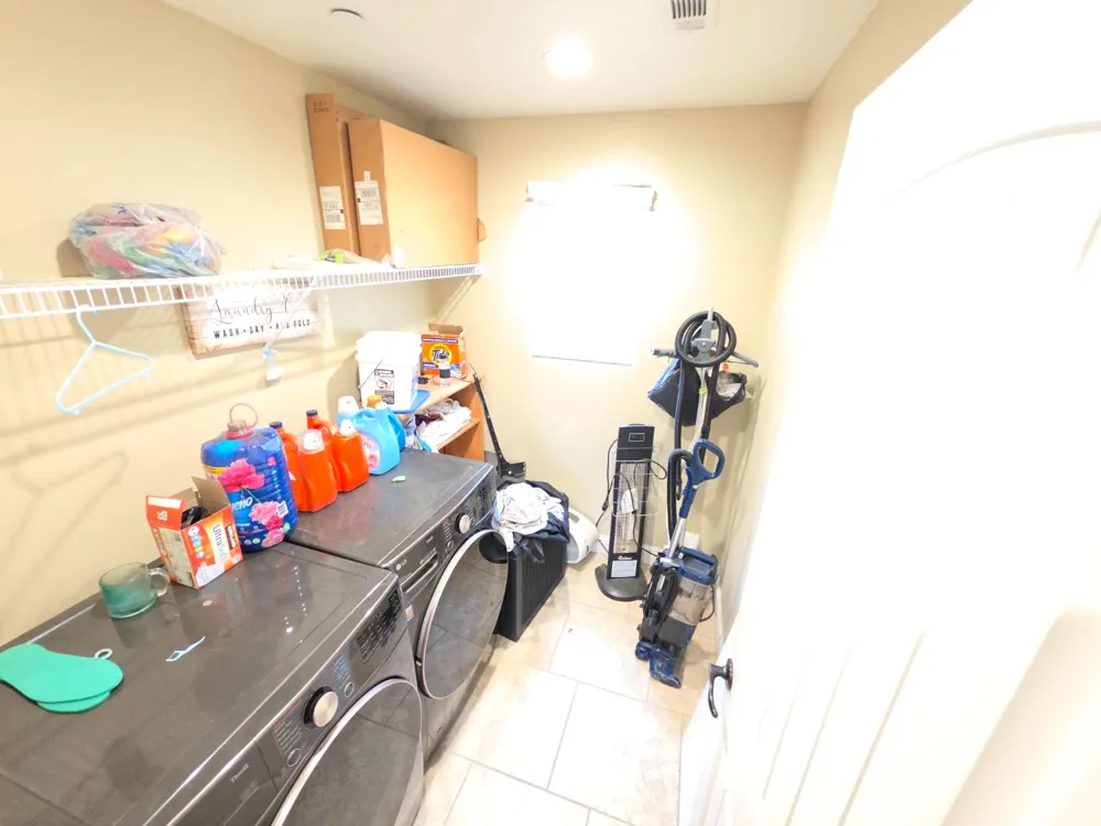 6326 W Donner Avenue Fresno, CA 93723