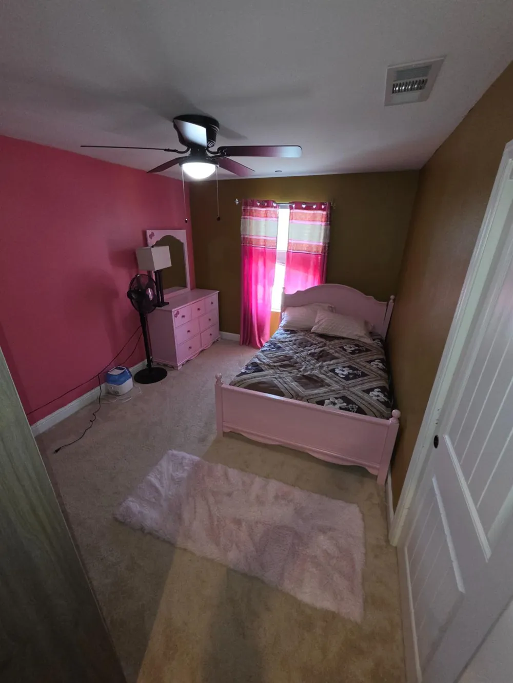 6326 W Donner Avenue Fresno, CA 93723