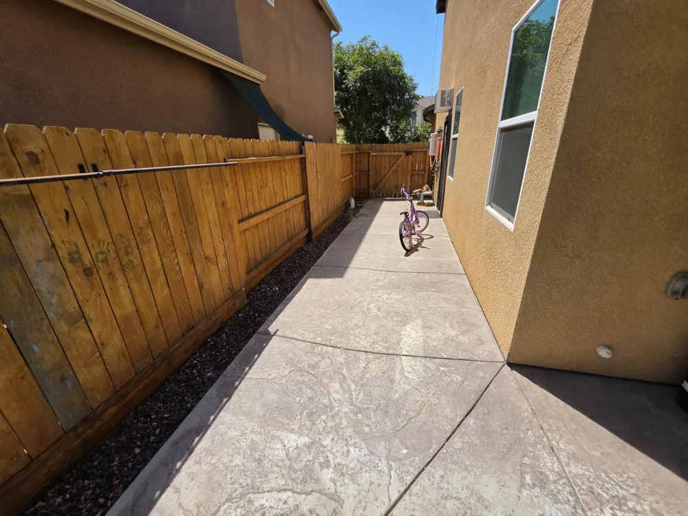 6326 W Donner Avenue Fresno, CA 93723