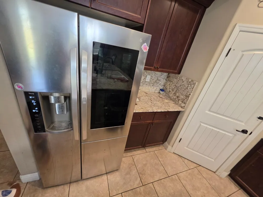 6326 W Donner Avenue Fresno, CA 93723