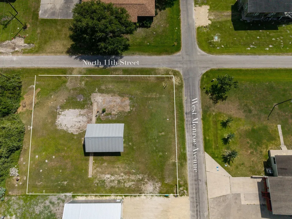 11th And Monroe Port O Connor, TX 77982