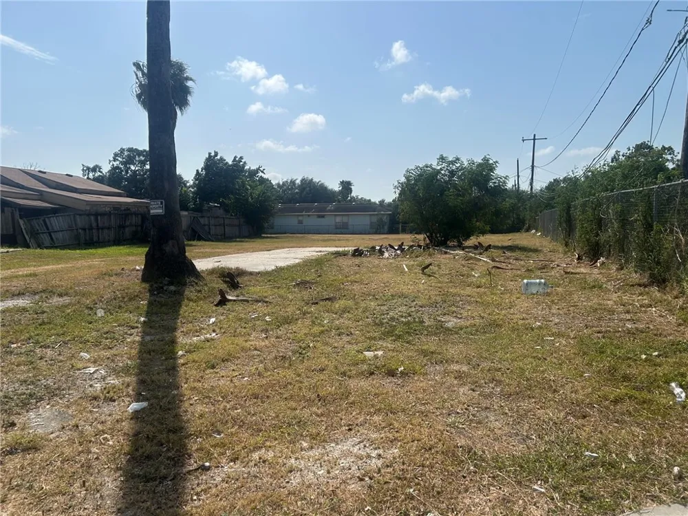 2741 S. Port Avenue Corpus Christi, TX 78405