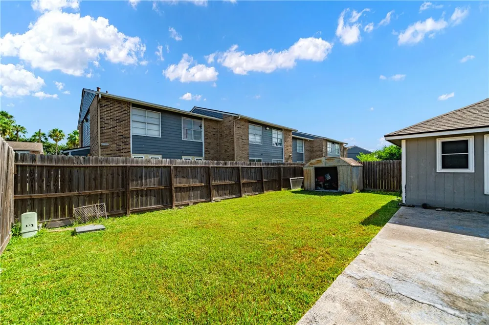 13226 Country Dawn Drive Corpus Christi, TX 78410