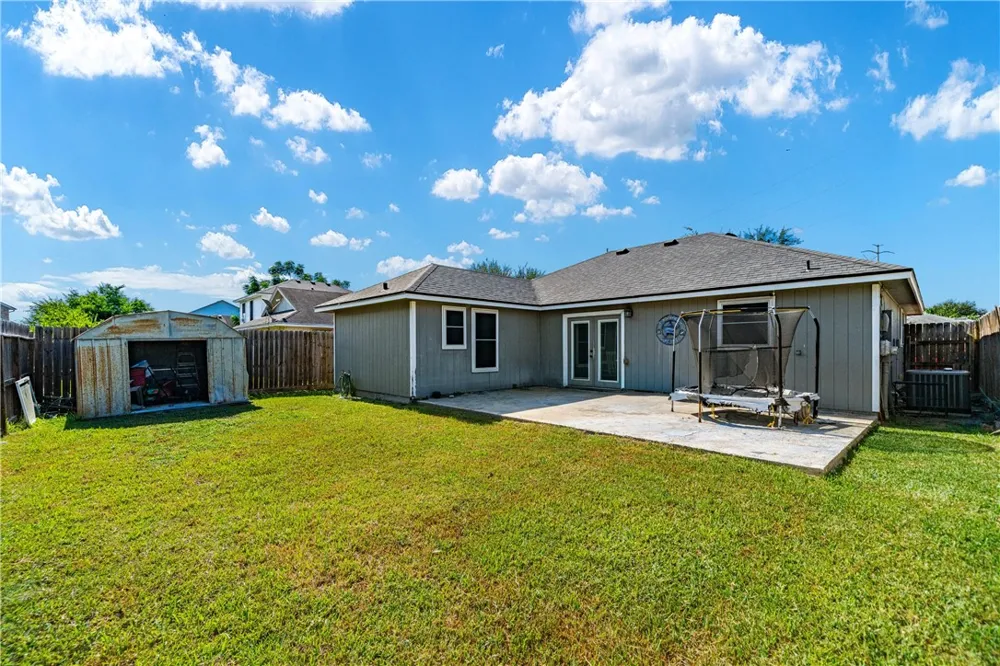 13226 Country Dawn Drive Corpus Christi, TX 78410