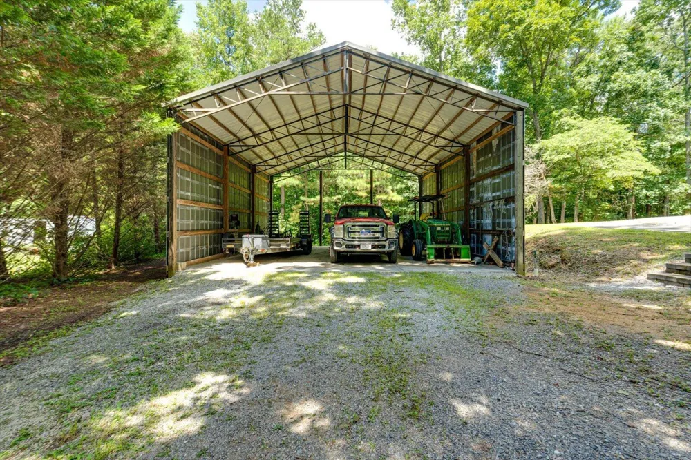 5109 Jackson Road Apison, TN 37302