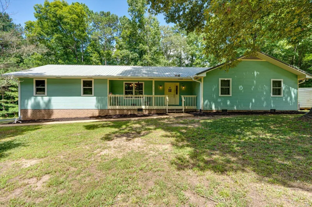 5109 Jackson Road Apison, TN 37302
