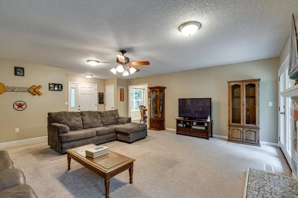 5109 Jackson Road Apison, TN 37302