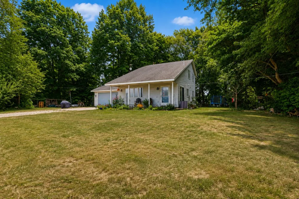 3608 45th Street Hamilton, MI 49419