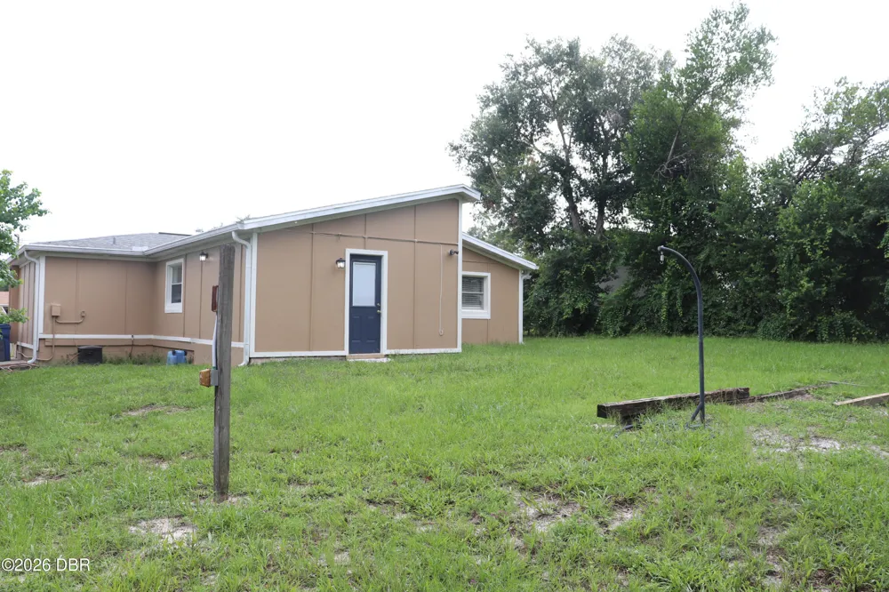 228 E Holly Drive Orange City, FL 32763