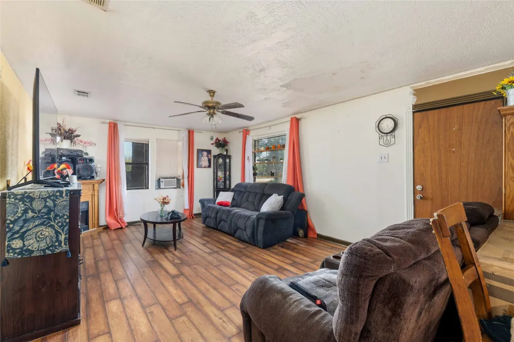 1201 CR 178 Bangs, TX 76823