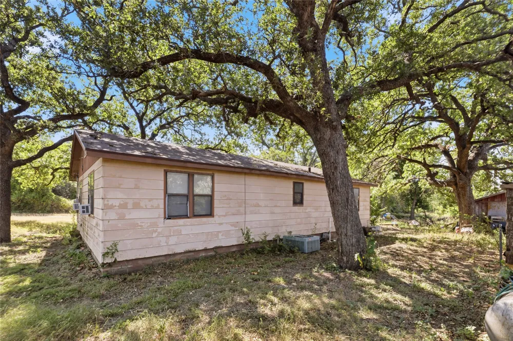 1201 CR 178 Bangs, TX 76823