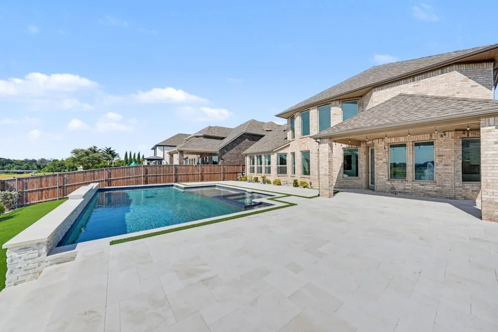 2016 Binns Drive McKinney, TX 75071