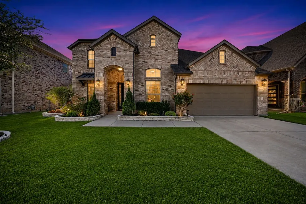 2016 Binns Drive McKinney, TX 75071