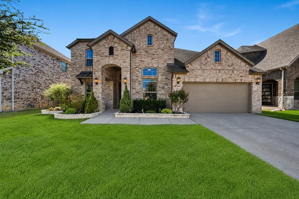 2016 Binns Drive McKinney, TX 75071