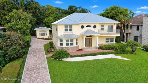 1613 Indian River Drive