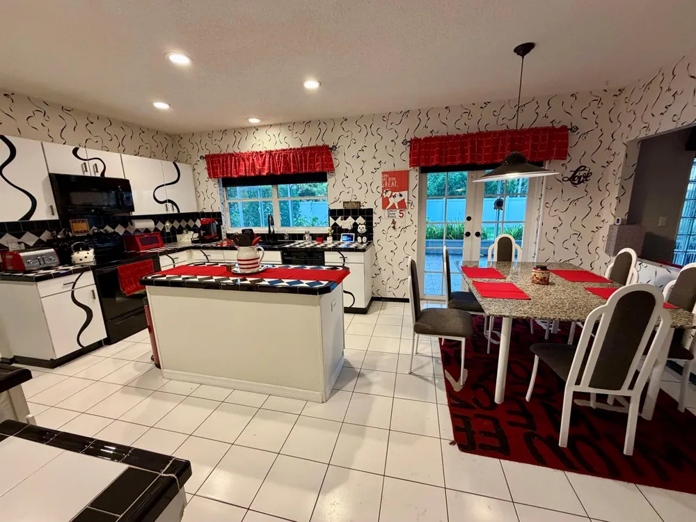 10319 GROVE STREET Cooper City, FL 33328