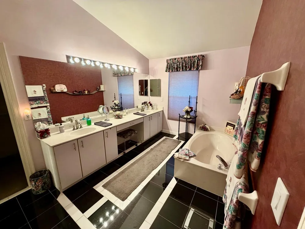 10319 GROVE STREET Cooper City, FL 33328