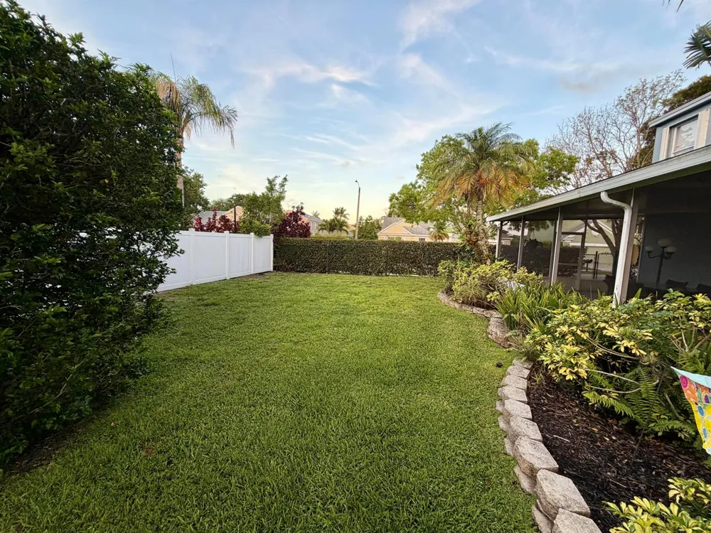 10319 GROVE STREET Cooper City, FL 33328