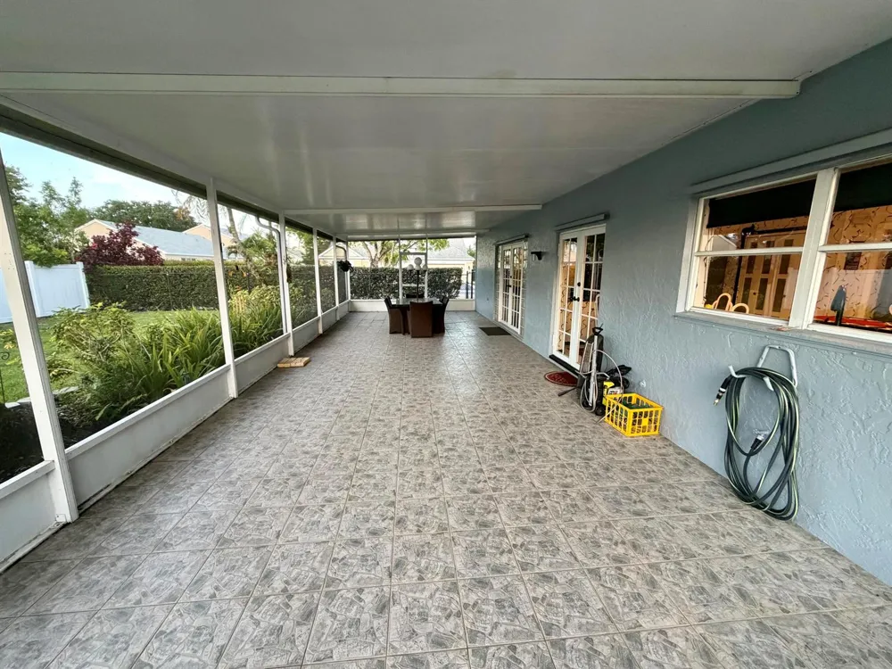10319 GROVE STREET Cooper City, FL 33328