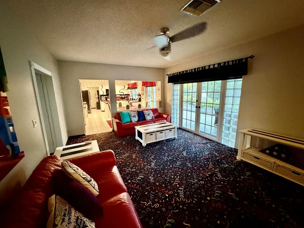 10319 GROVE STREET Cooper City, FL 33328