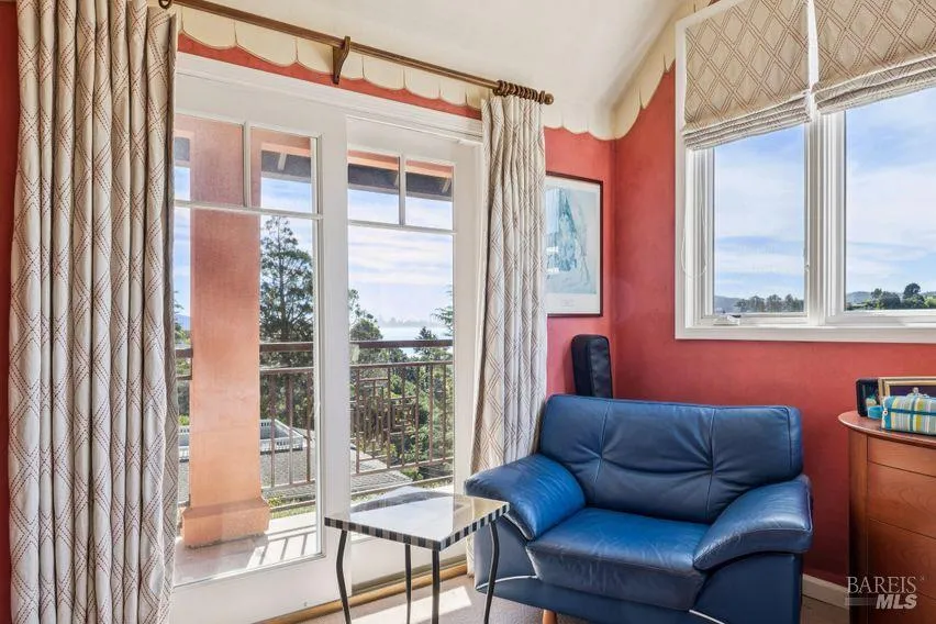 76 Bay Vista Drive Mill Valley, CA 94941