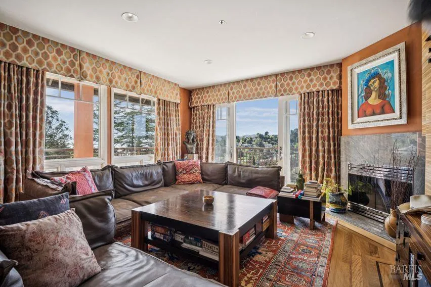 76 Bay Vista Drive Mill Valley, CA 94941