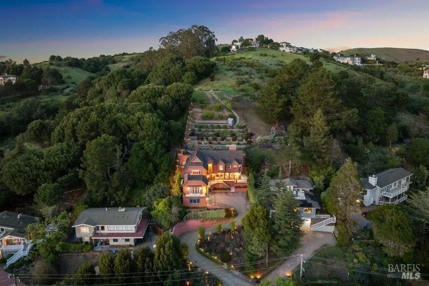 76 Bay Vista Drive Mill Valley, CA 94941