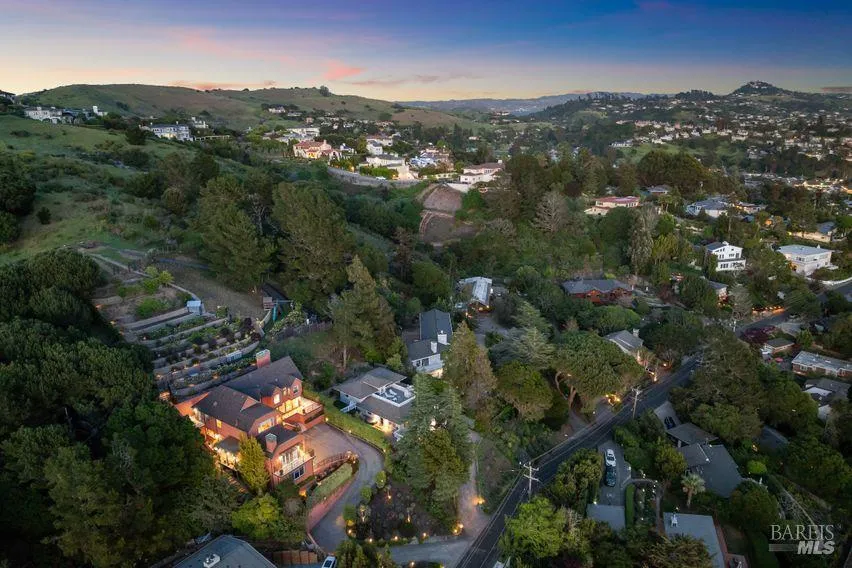 76 Bay Vista Drive Mill Valley, CA 94941
