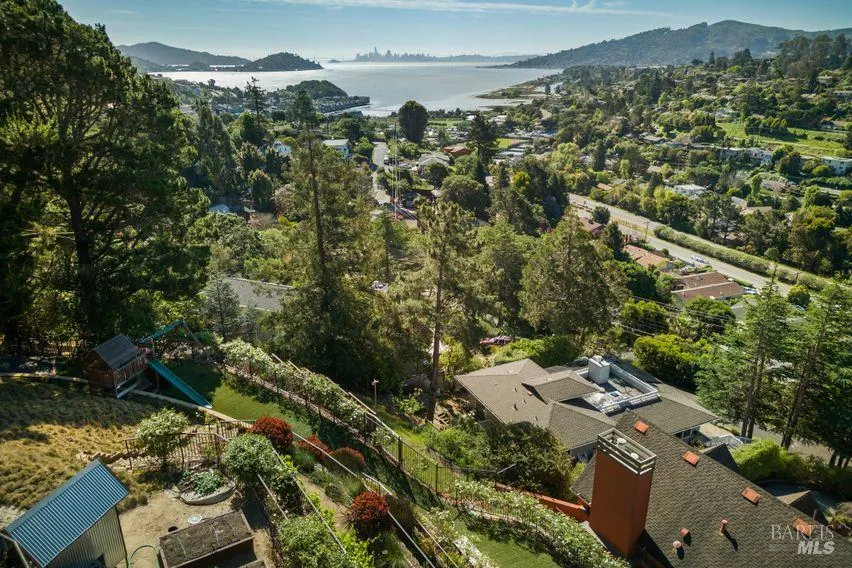 76 Bay Vista Drive Mill Valley, CA 94941
