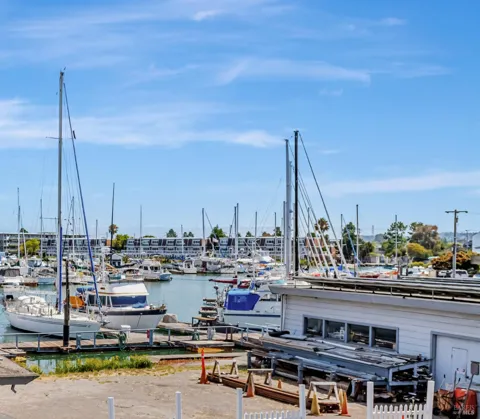 4 Point San Pedro Road ##4