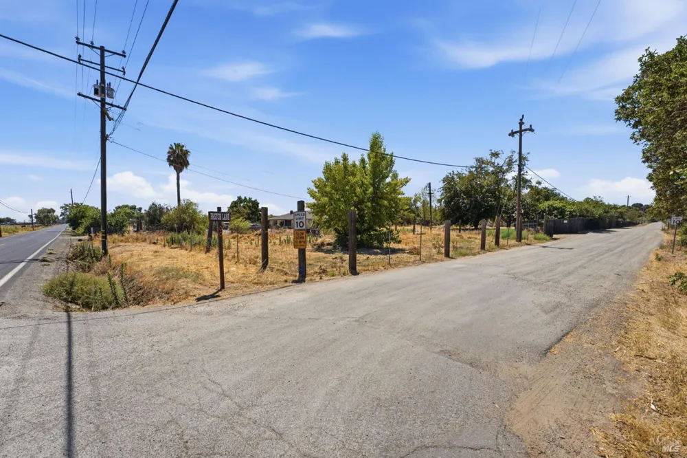11 Pastor Lane Knightsen, CA 94513