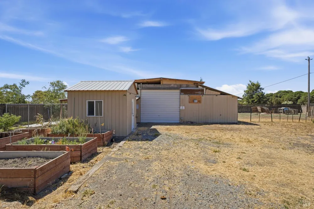 11 Pastor Lane Knightsen, CA 94513