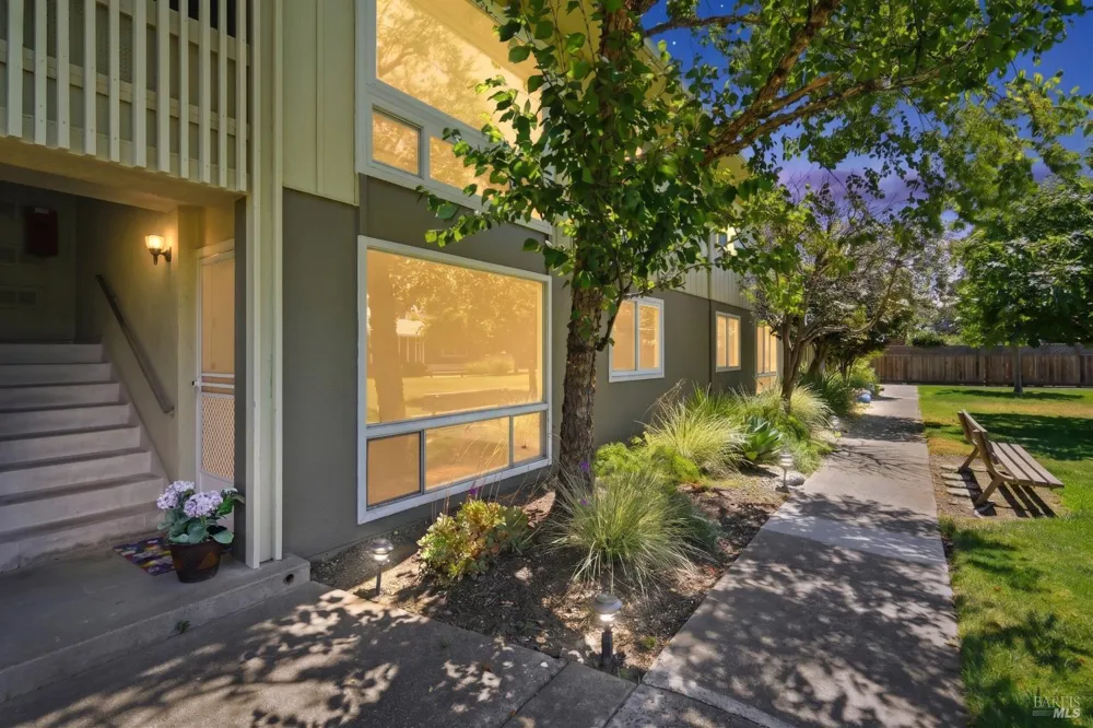 1056 Los Gamos Road ##E San Rafael, CA 94903