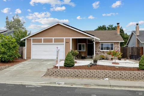 2924 Redwood Drive