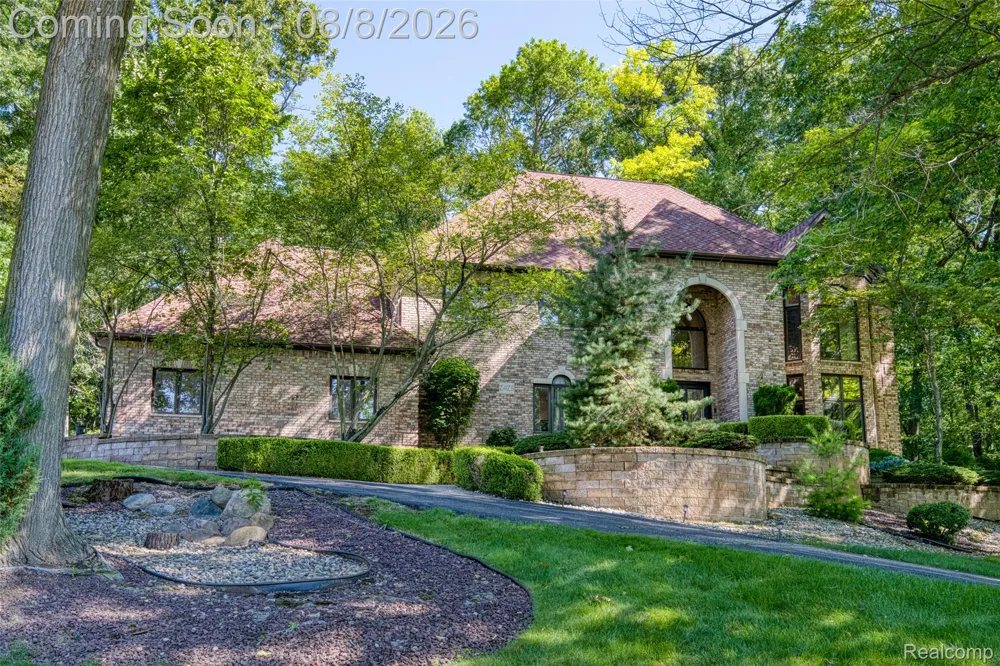 2425 Darren Drive Washington Township, MI 48094