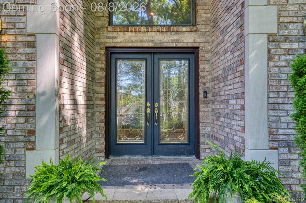 2425 Darren Drive Washington Township, MI 48094