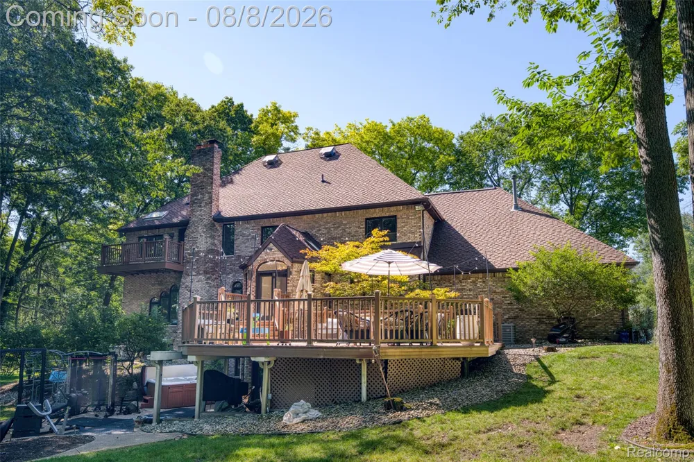 2425 Darren Drive Washington Township, MI 48094