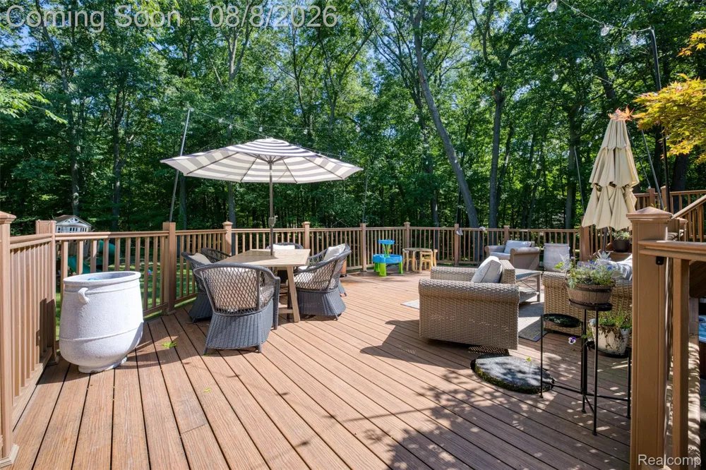 2425 Darren Drive Washington Township, MI 48094