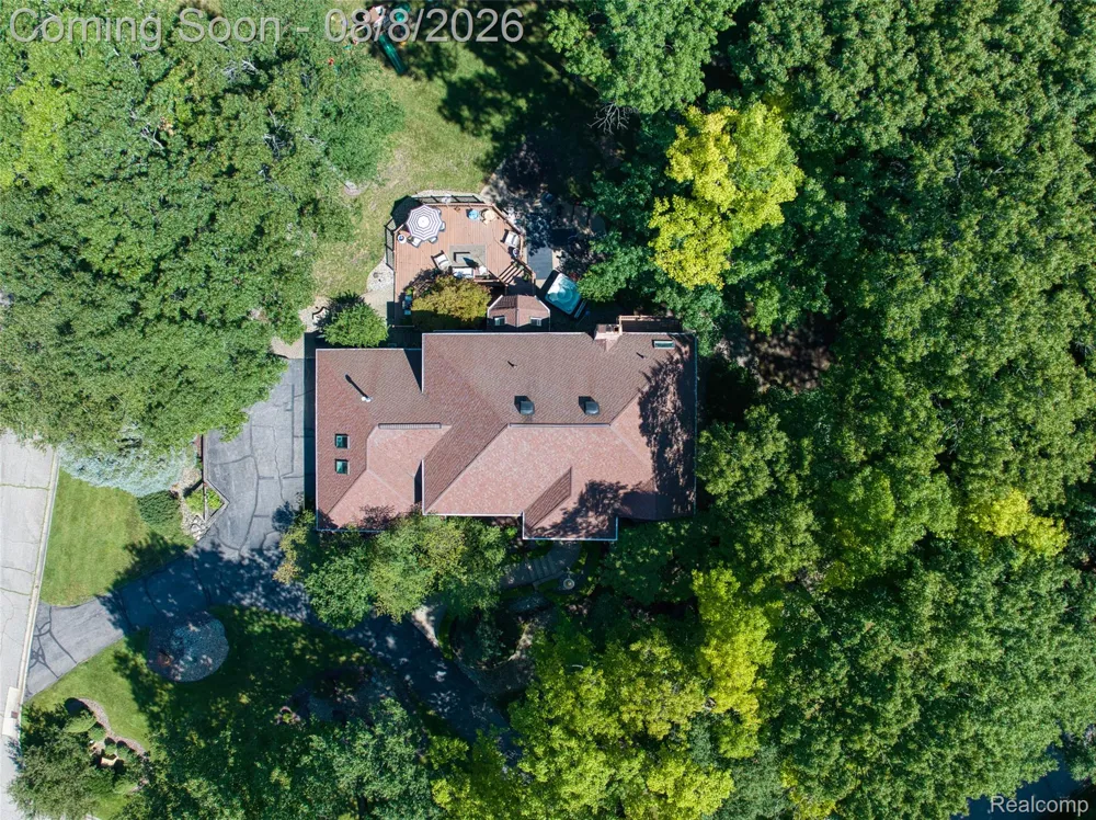2425 Darren Drive Washington Township, MI 48094
